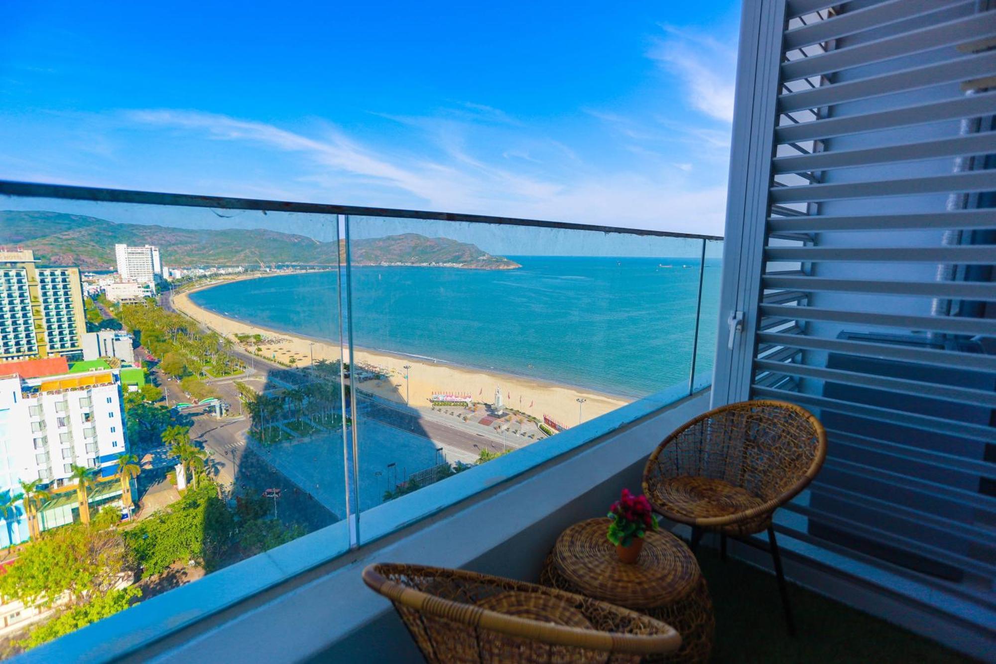 Tms Beachfront Apartment Quy Nhon Bay Eksteriør billede
